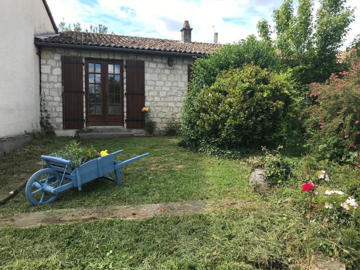 May'S Cottage Availles-Limouzine Exterior foto